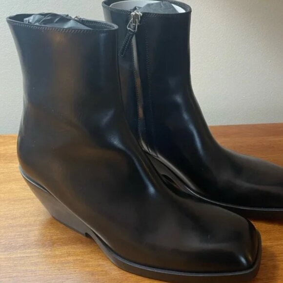 Khaite Hooper Boots - Picture 1 of 5